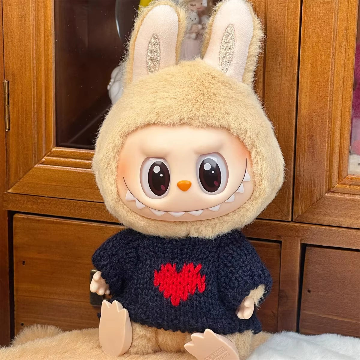 Adorable Strawberry Love Winter Sweater for 17cm Labubu Dolls - Perfect Gift for Kids!