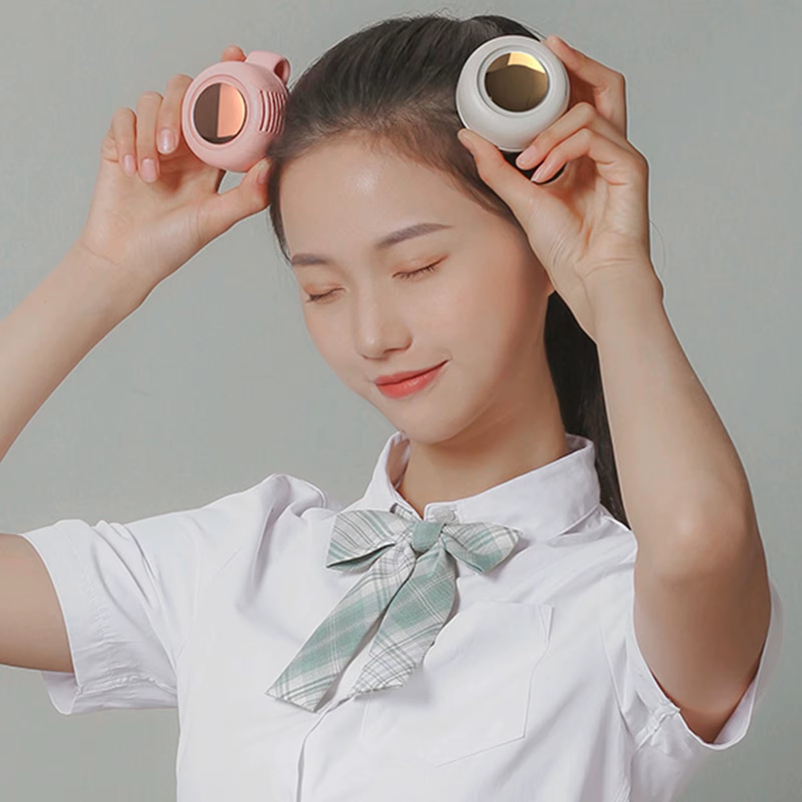 Handheld Neck Neck Mini Fan Portable Neck Fan Neck Cooler Clip Fan Mini Fan Neck Fan USB Rechargeable Hands Free Electric