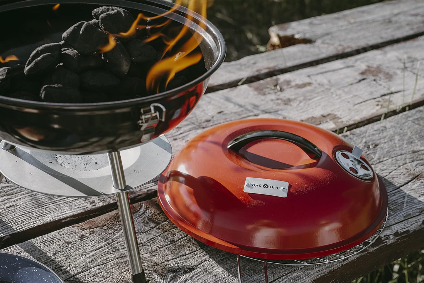 – 14-Inch Portable Barbecue Grill with 3-Point Locking Lid for Heat Preservation – Dual Venting System – Small Charcoal Grill for Backyard, Camping, Boat