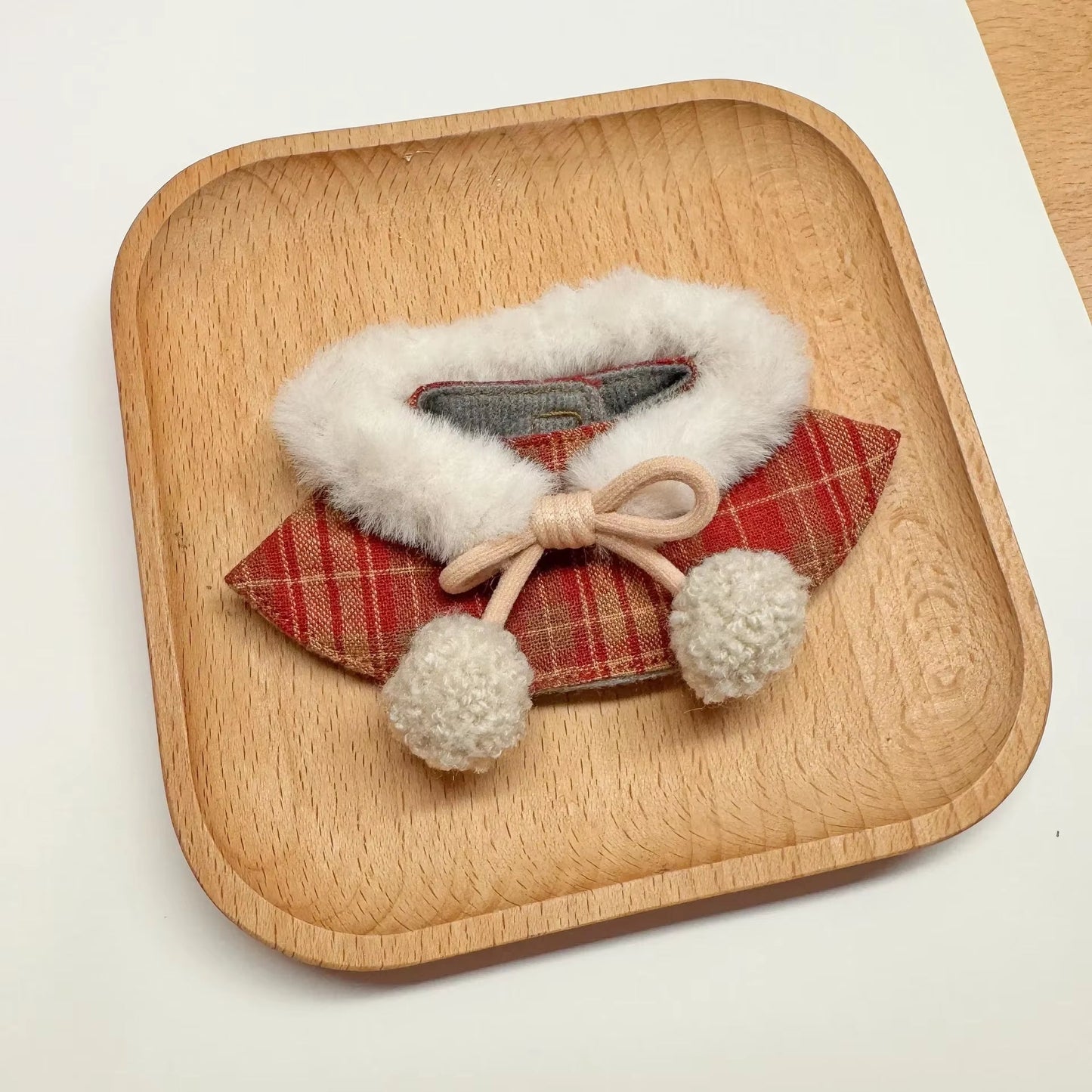 17Cm Labubu Doll Clothes Macaron Sitting Party Christmas Checkered Plush Cloak Clothes Labubu V2 Clothes Christmas Costumes